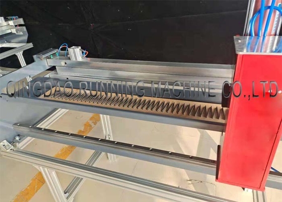 สายพานลำเลียง PVC กึ่งอัตโนมัติ V เครื่องตัดนิ้วใช้งานง่าย