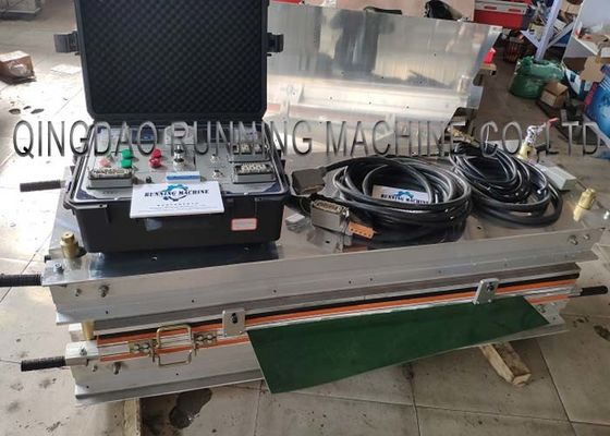 คุณภาพ  Electric Heating Water Cooling Conveyor Belt Joint Machine With Free Water Pump โรงงาน